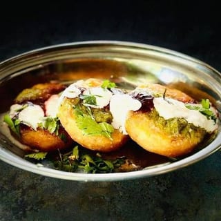 Aloo tikki chaat